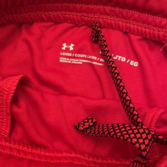 BRAND NEW youth boy under armour velocity red shorts size L (with pockets) - Picture 6 of 7